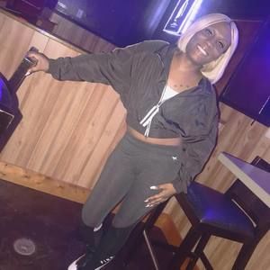 Meet your Posher, Ebonee'